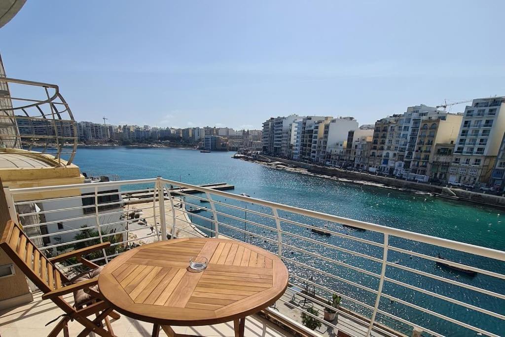Seaview 2 Bedroom Ap. In Spinola Appartement *