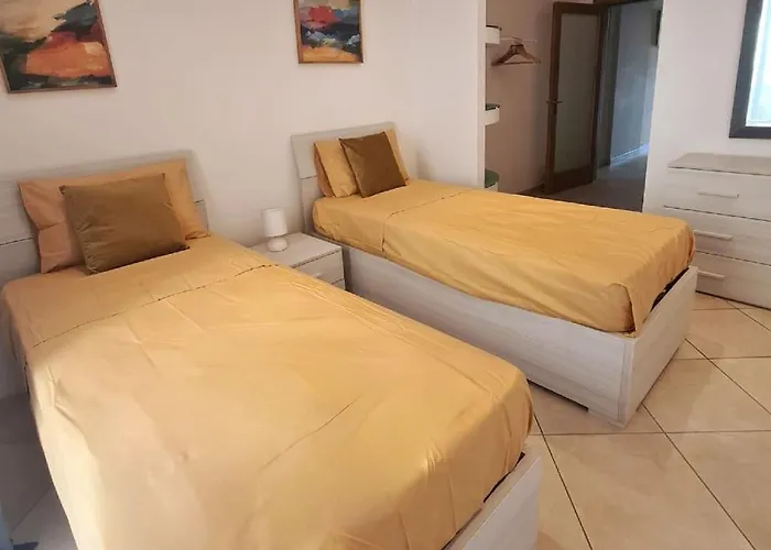 Seaview 2 Bedroom Ap. In Spinola