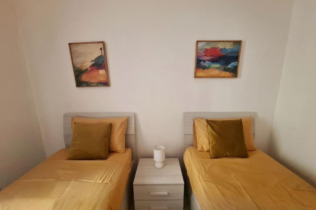 Seaview 2 Bedroom Ap. In Spinola San Ġiljan